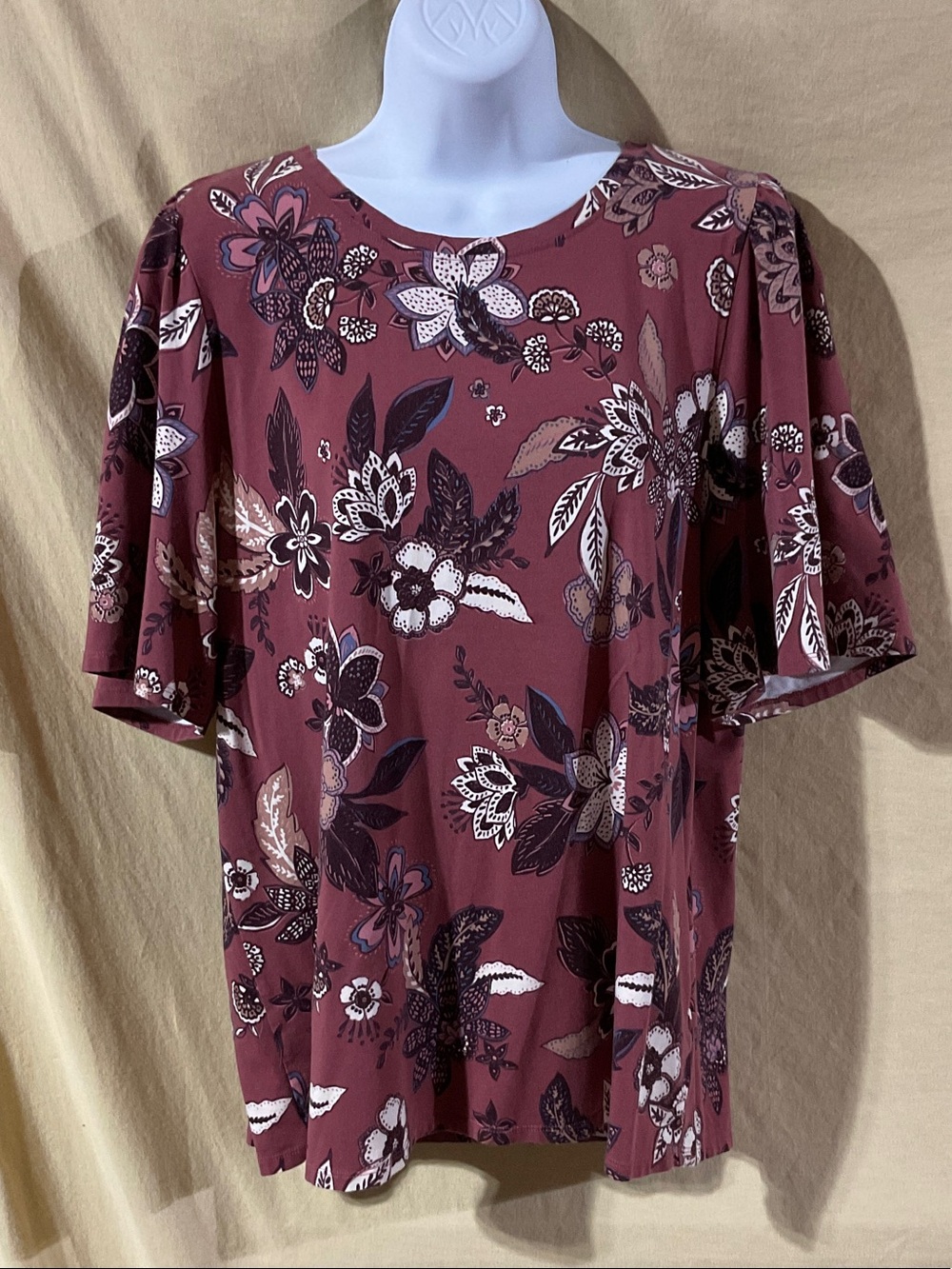 Maurices Size XL Mauve Floral Short-Sleeve Tee